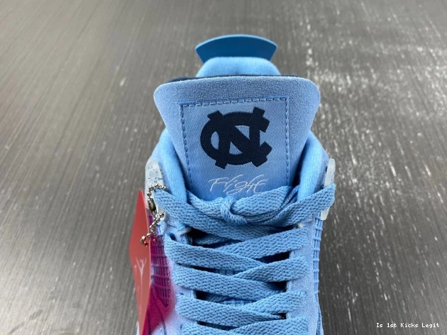 Jordan UNC HO12MNJDLS247 4 Retro (PE) 0720
